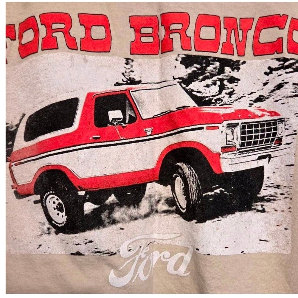 Ford Bronco Graphic T-Shirt Mens XL Tan Vintage Truck Official Licensed Tee